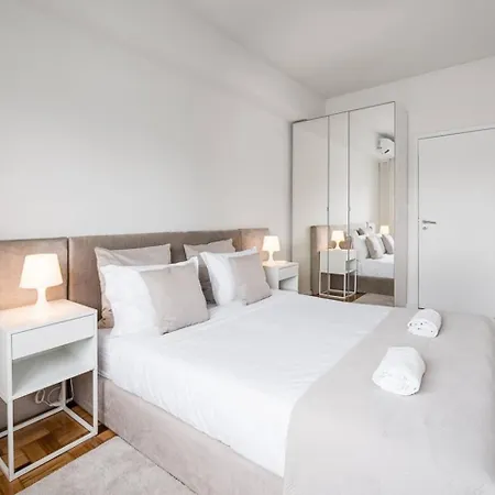 Brittos Avenue In Gaia * Βίλα Νόβα ντε Γκάια