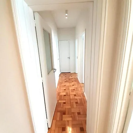 Brittos Avenue In Gaia * Βίλα Νόβα ντε Γκάια