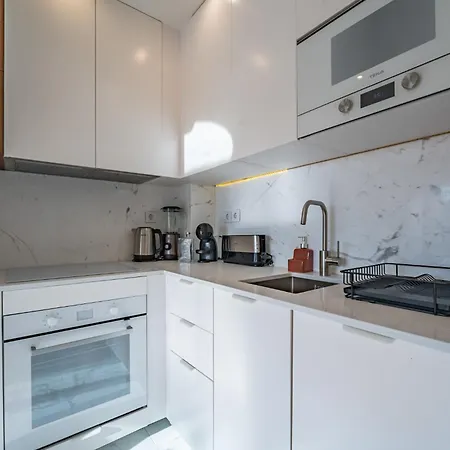 Brittos Avenue In Gaia Διαμέρισμα *