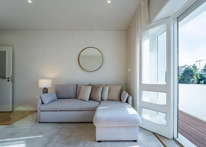 Brittos Avenue In Gaia Apartament