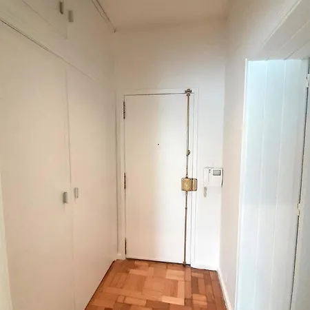 Brittos Avenue In Gaia